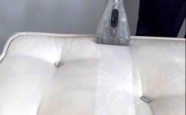 Low Moisture Mattress Cleaning